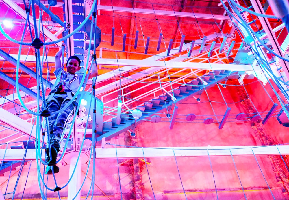 Hit the heights of fun at the best indoor and outdoor adventure parks in CT! IT Adventure Ropes Course photo courtesy of Jordan's Furniture.